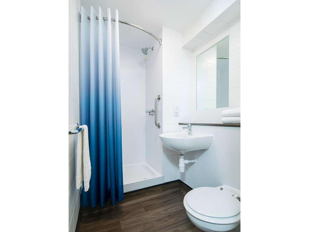 Travelodge Bath Central 객실 사진